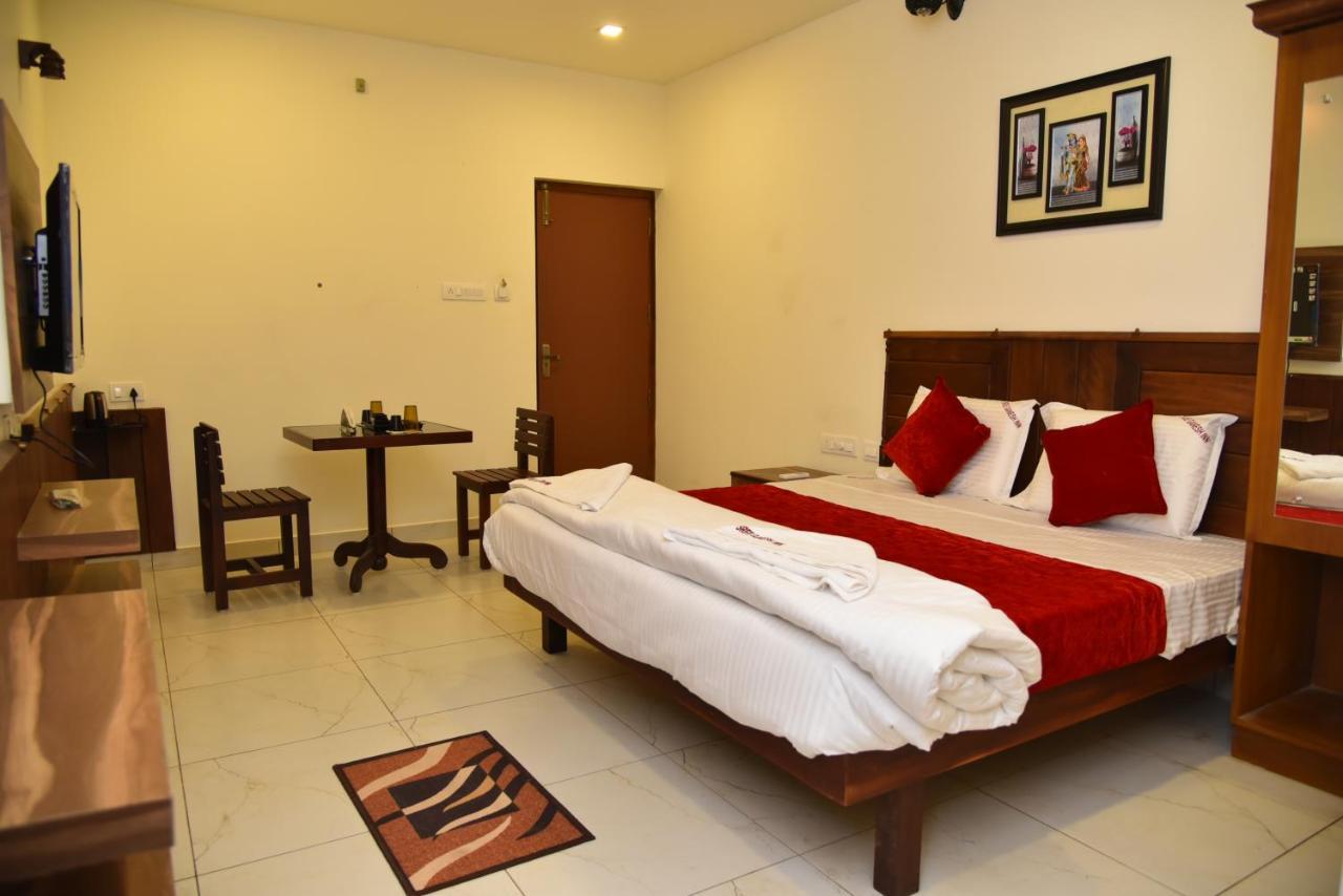 Sree Ganesh Inn Палні Екстер'єр фото