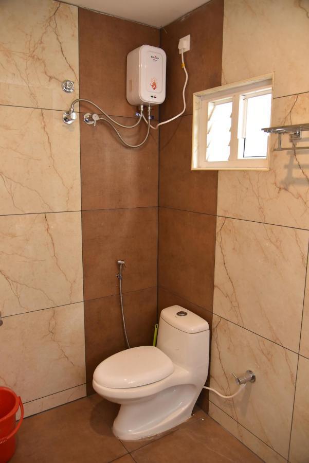 Sree Ganesh Inn Палні Екстер'єр фото