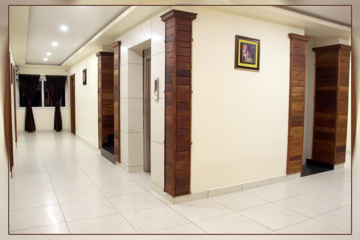 Sree Ganesh Inn Палні Екстер'єр фото